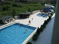 Royal Paradise Hotel